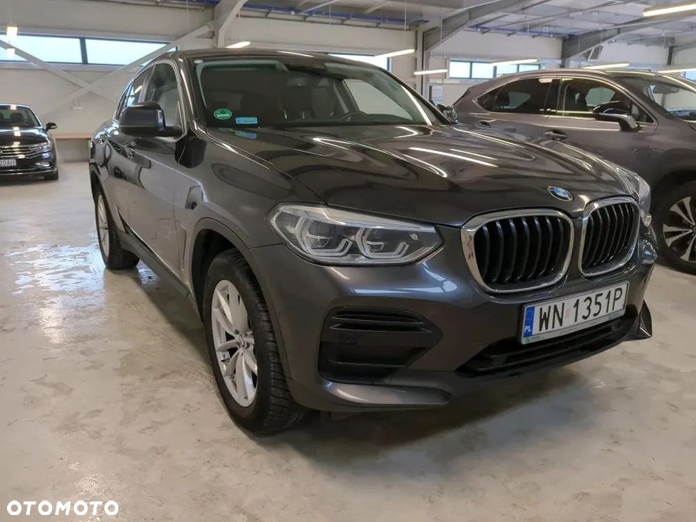 BMW X4 xDrive20i sport - 3