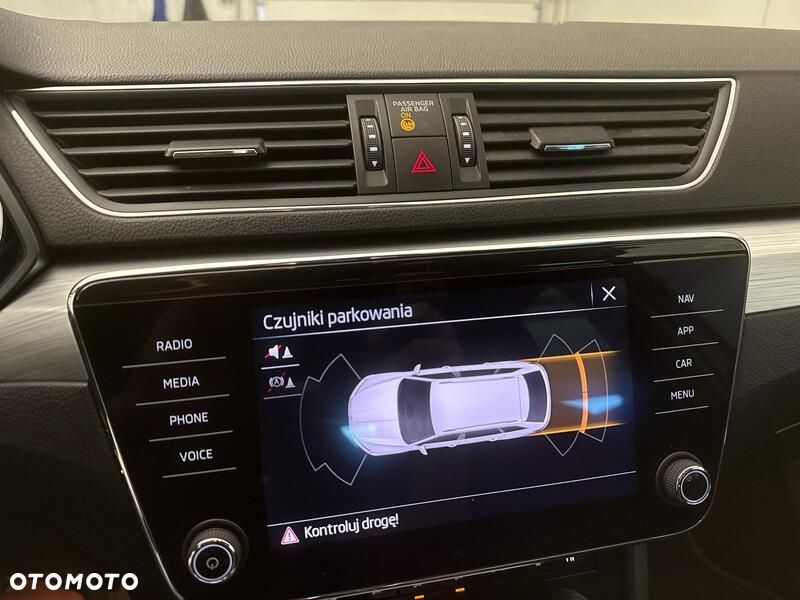 Skoda Superb 2.0 TDI SCR Ambition - 16