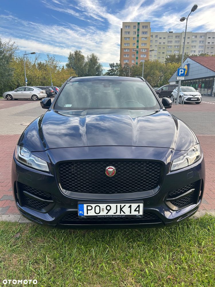 Jaguar F-Pace - 8