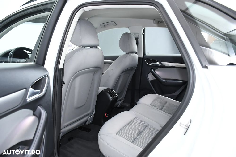 Audi Q3 1.4 TFSI Stronic Design - 15