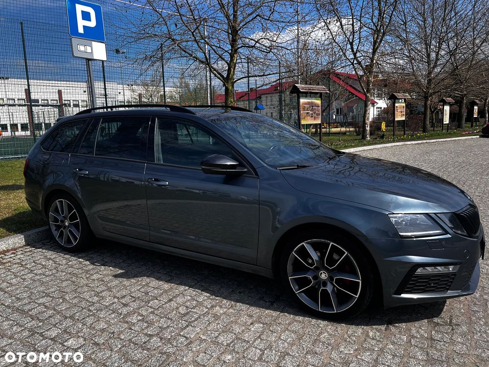 Skoda Octavia 2.0 TDI DSG RS - 1
