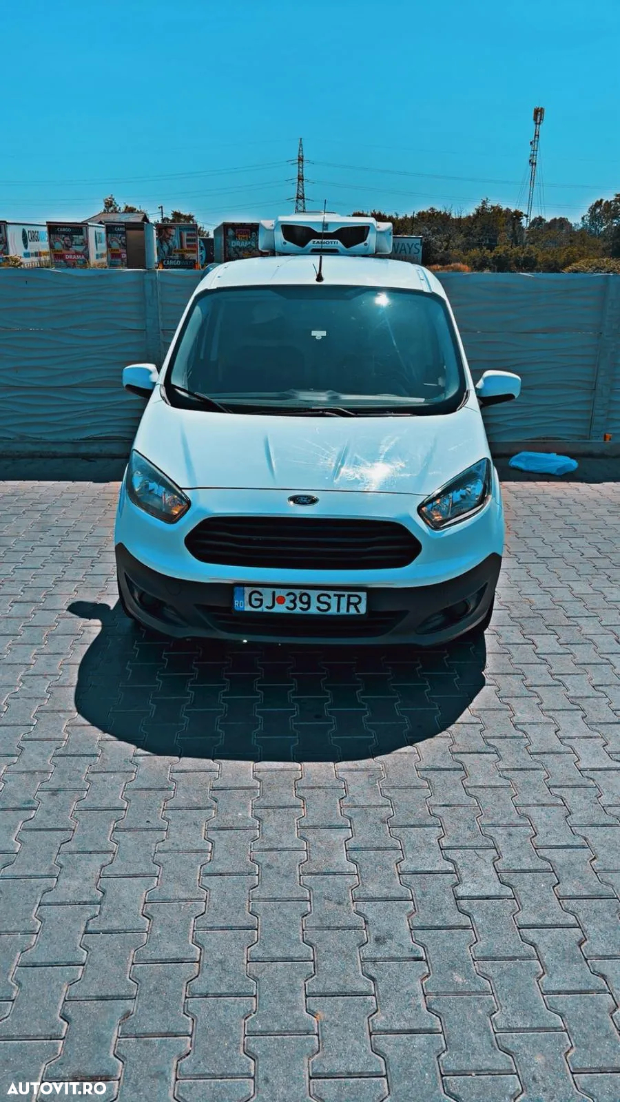 Ford Transit Courier 1.5 TDCi L1 Kombi Commercial Ambiente - 21
