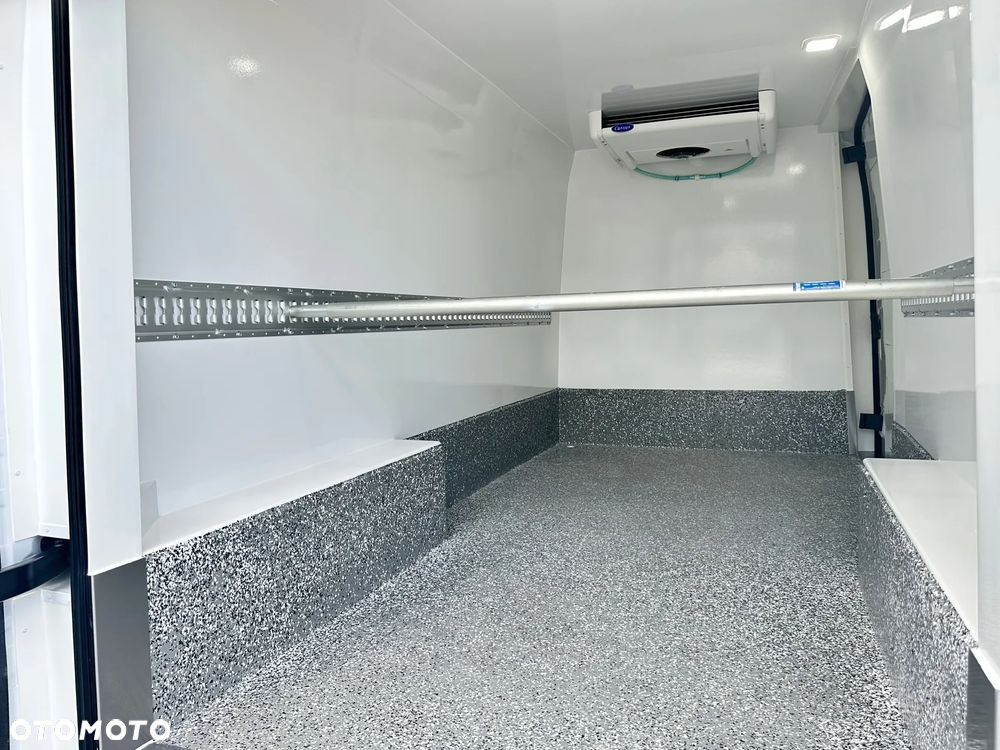 Renault Master - 11