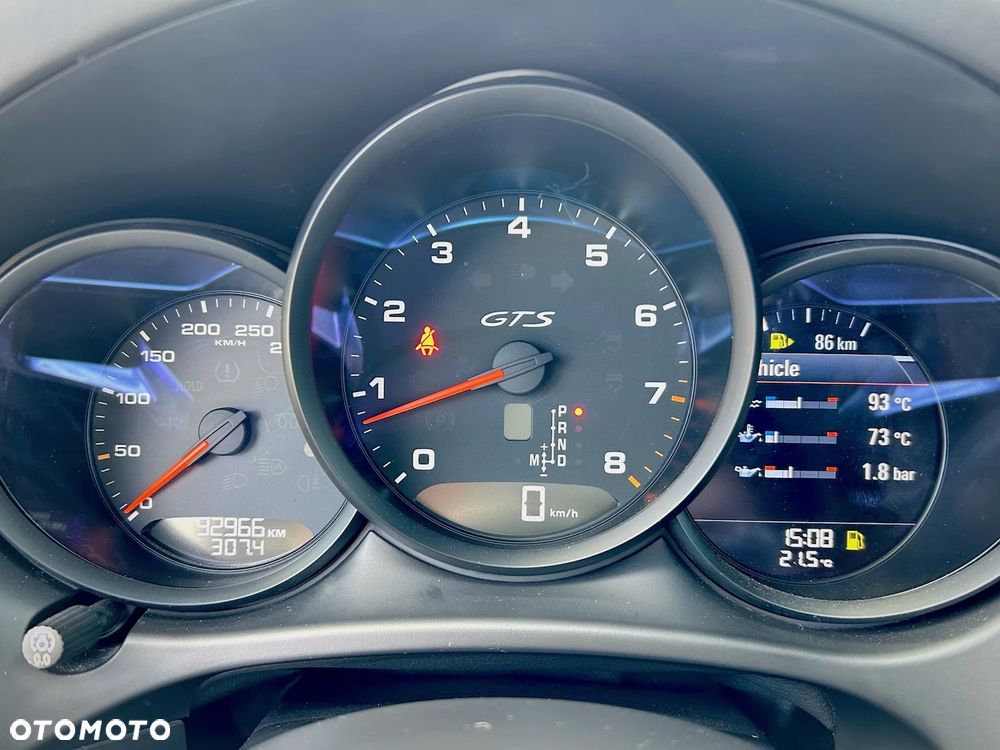 Porsche Macan GTS PDK - 17