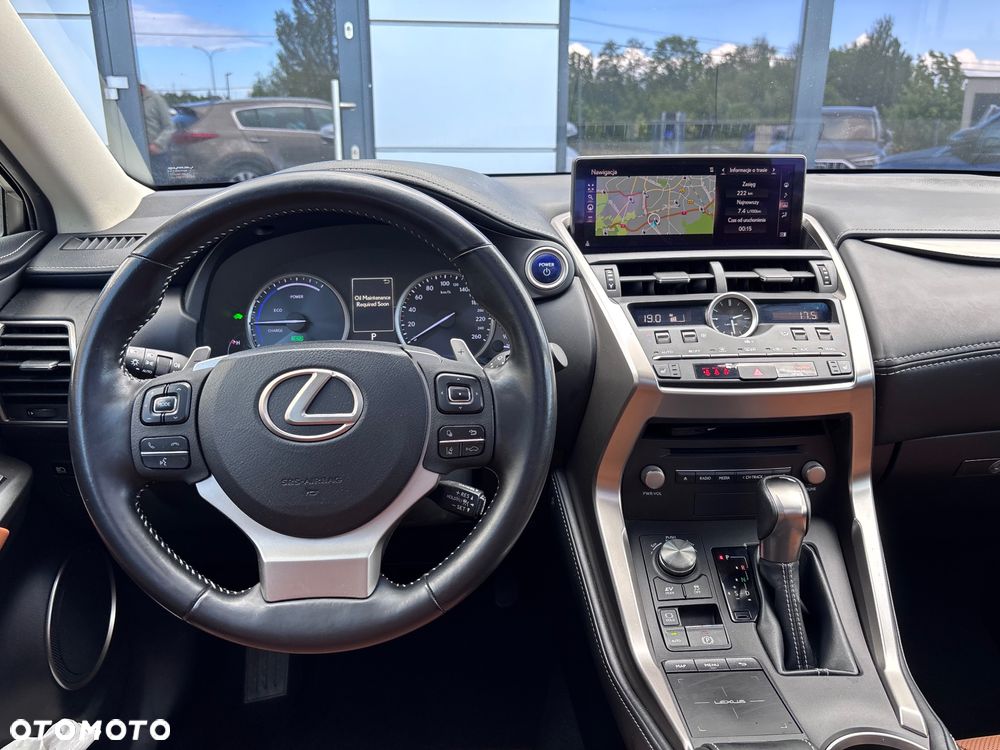 Lexus NX 300h E-FOUR Executive Line - 17