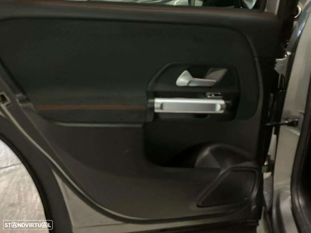 Mercedes-Benz GLB 200 d AMG Line - 19