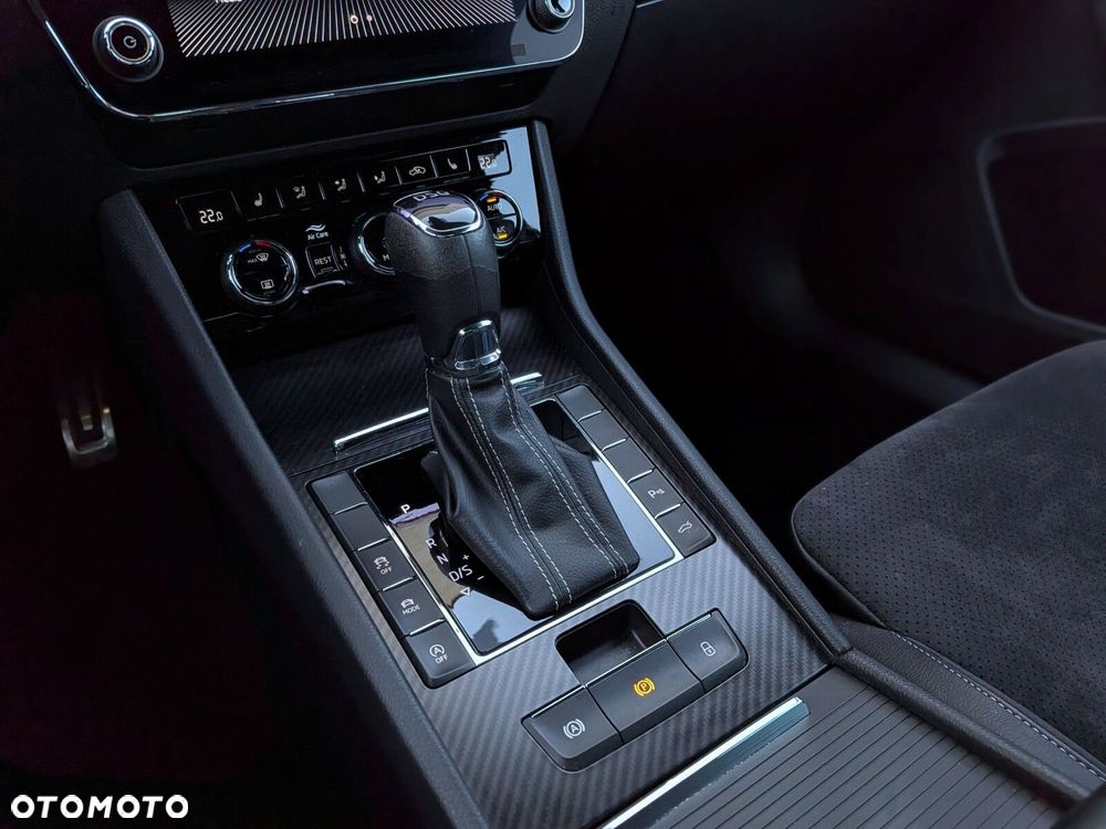 Skoda Superb 2.0 TSI Sportline DSG - 29