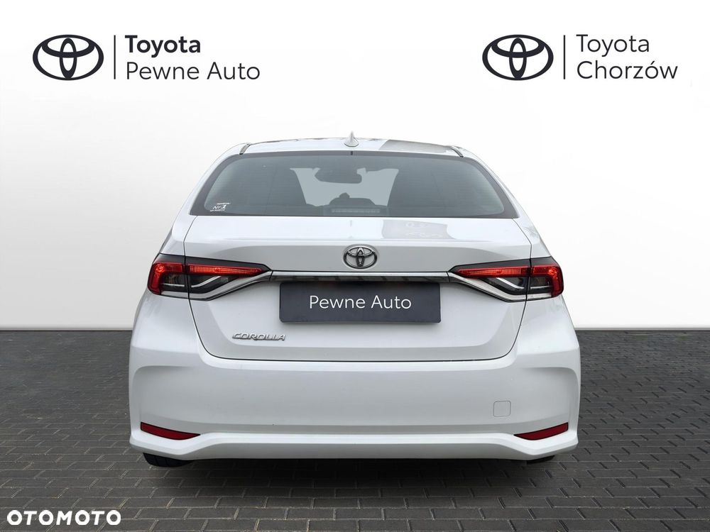 Toyota Corolla - 4