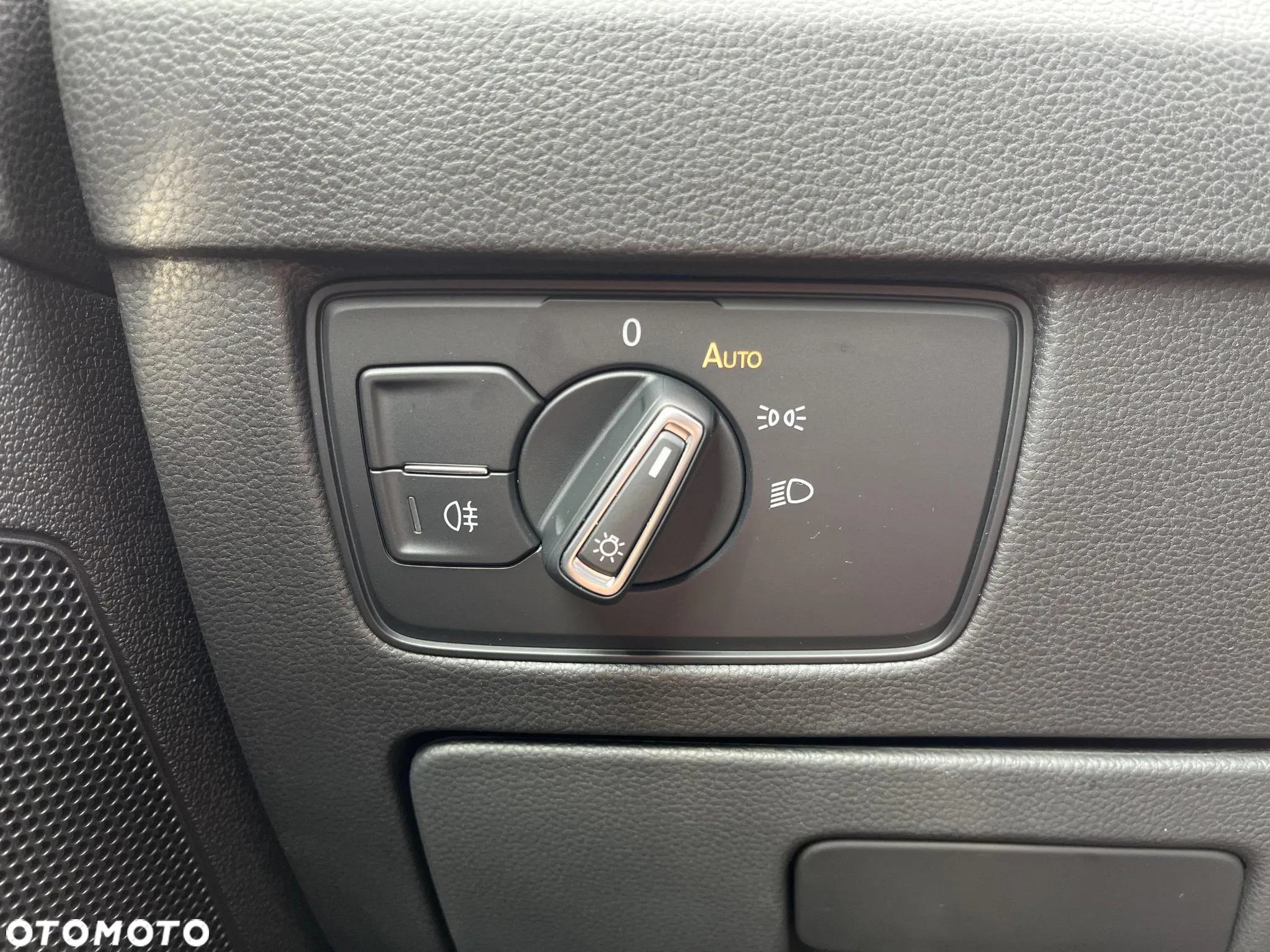 Volkswagen Arteon 2.0 TDI R-Line DSG - 36