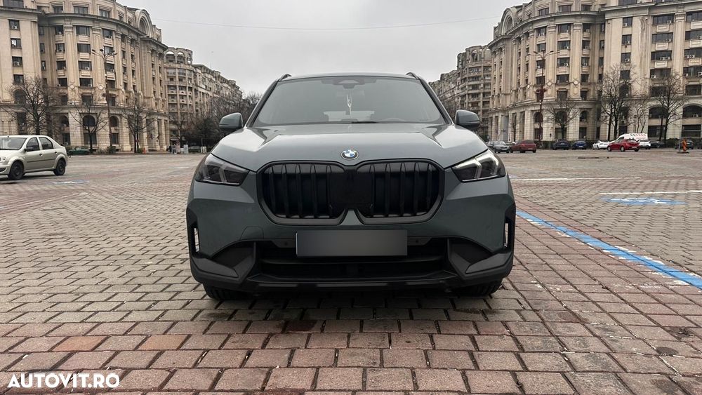 BMW X1 sDrive18d AT - 32