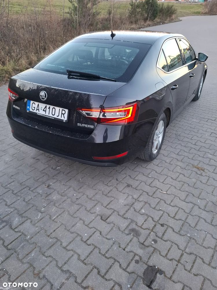 Skoda Superb 1.8 TSI Ambition DSG - 7