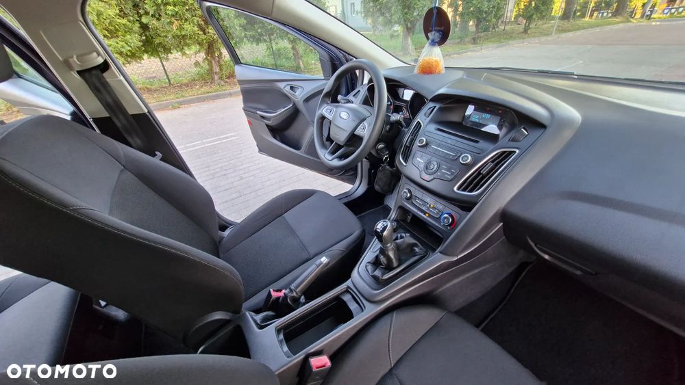 Ford Focus 1.0 EcoBoost Trend - 9