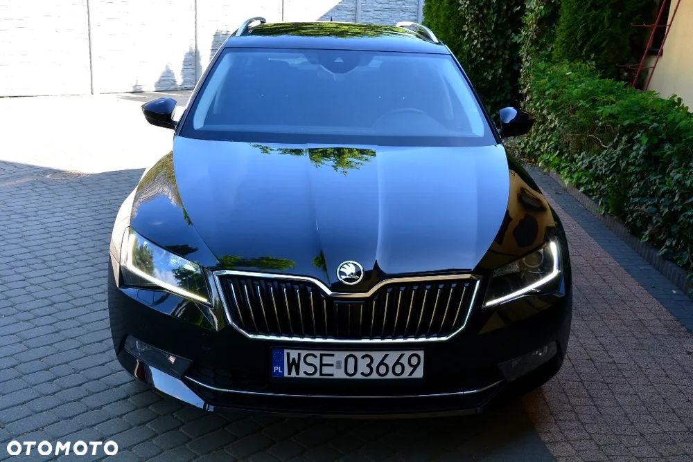 Skoda Superb 2.0 TDI DSG Style - 18