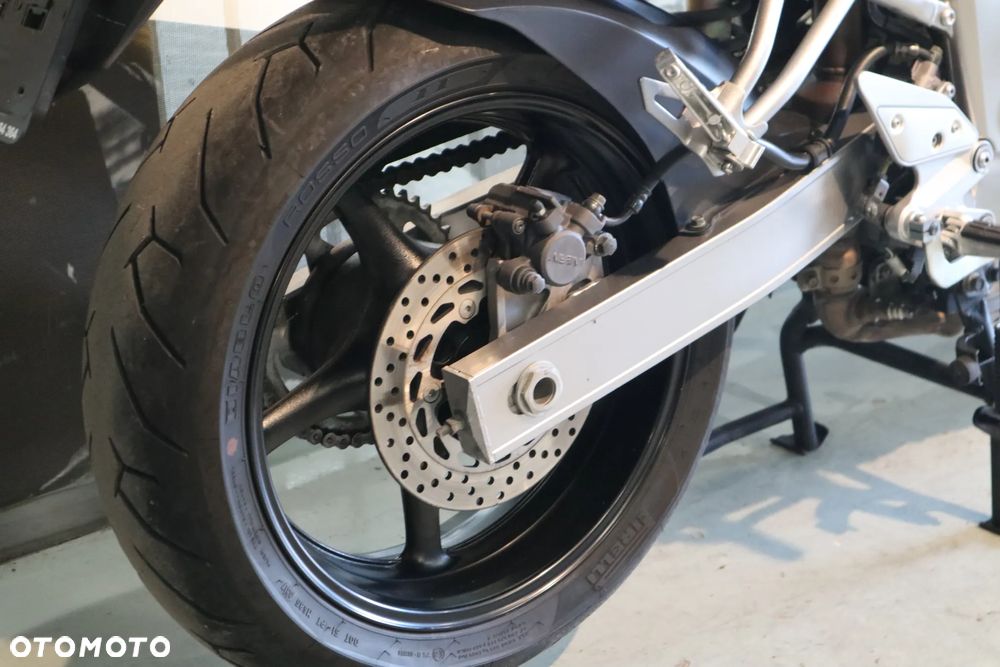 Yamaha FZ6 - 8