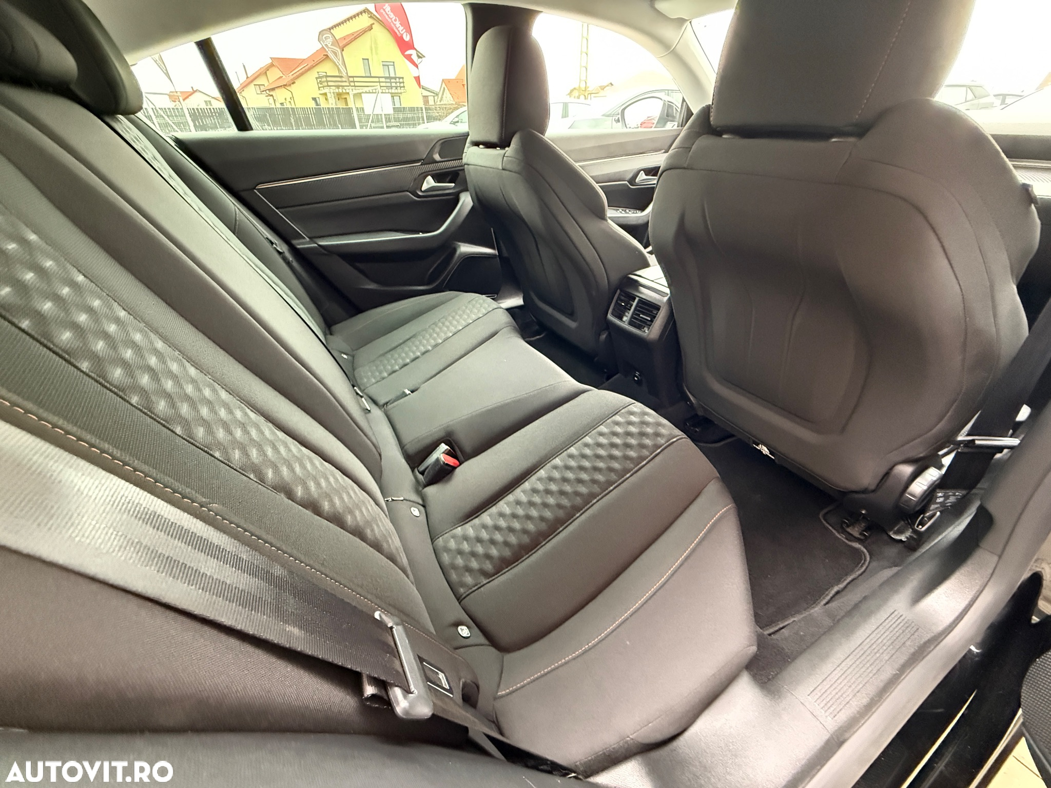 Peugeot 508 1.5 BlueHDI S&S EAT8 Allure Pack - 22