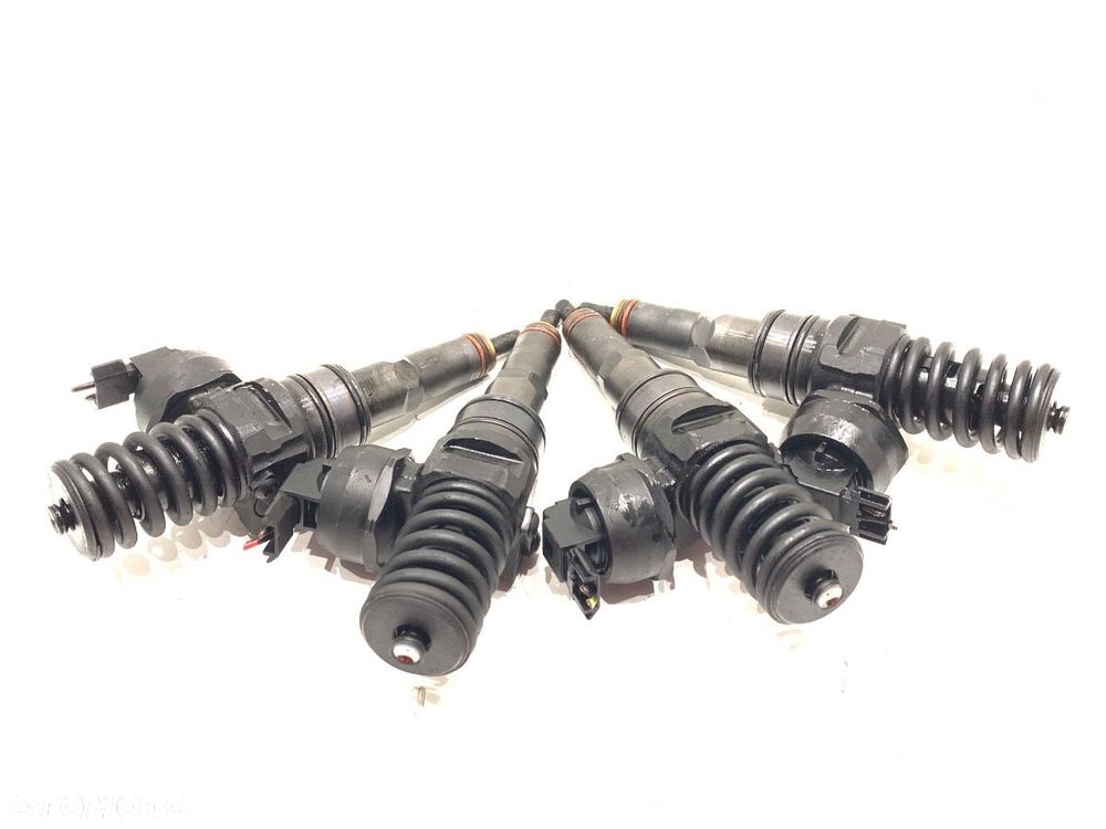 WTRYSKIWACZE KOMPLET  VW CADDY III Nadwozie pełne/minivan (2KA, 2KH, 2CA, 2CH) 2004 - 2015 1.6 75 - 3