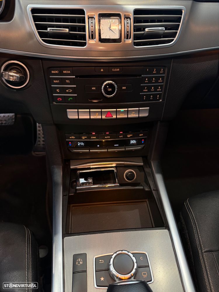 Mercedes-Benz E 250 BlueTEC Avantgarde Auto. - 25