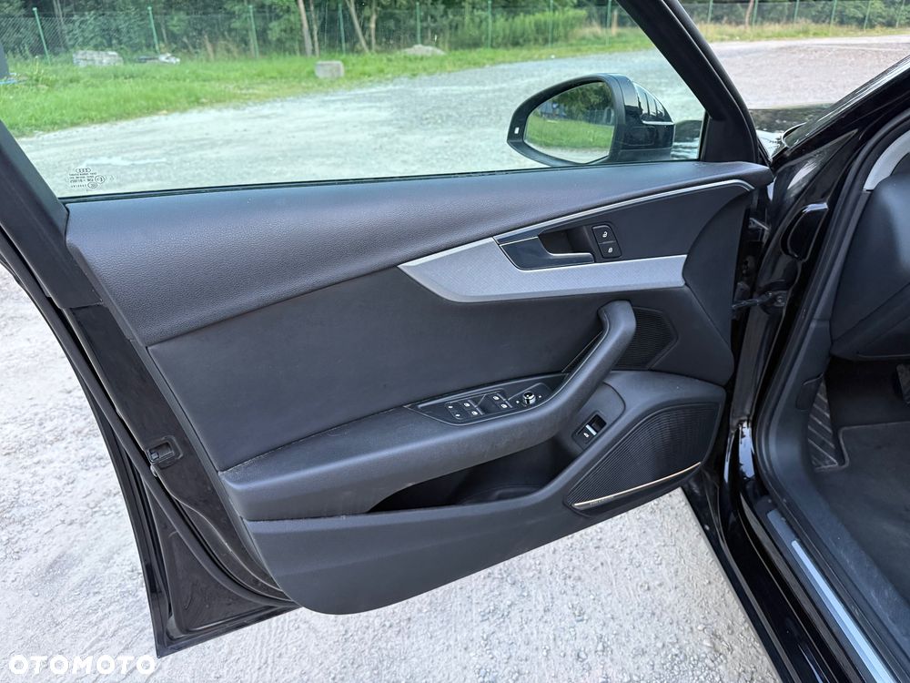 Audi A4 Avant 2.0 TDI ultra S tronic sport - 10