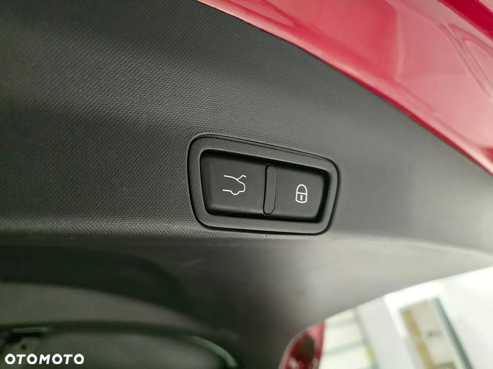 Alfa Romeo Stelvio 2.0 Turbo Veloce Q4 - 17