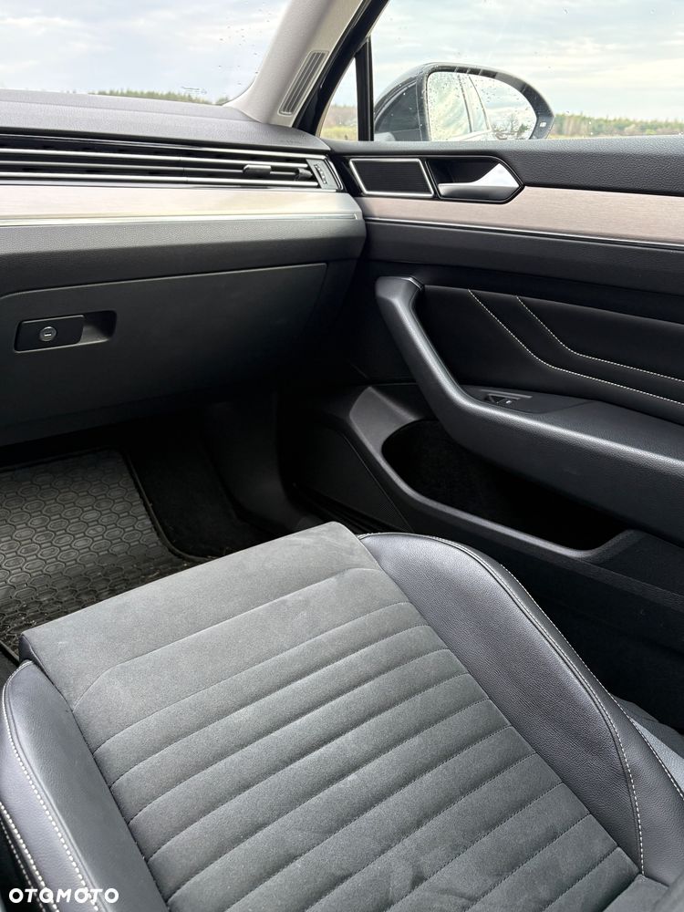 Volkswagen Passat 2.0 TSI Elegance DSG - 11