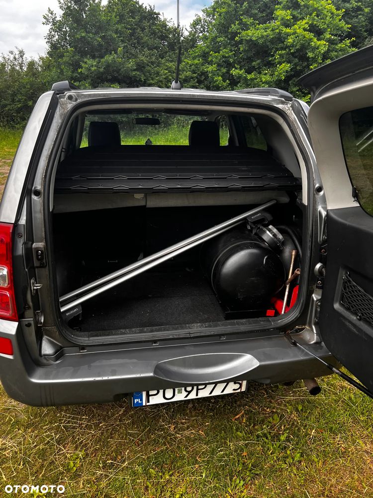 Suzuki Grand Vitara 2.0 De luxe - 4