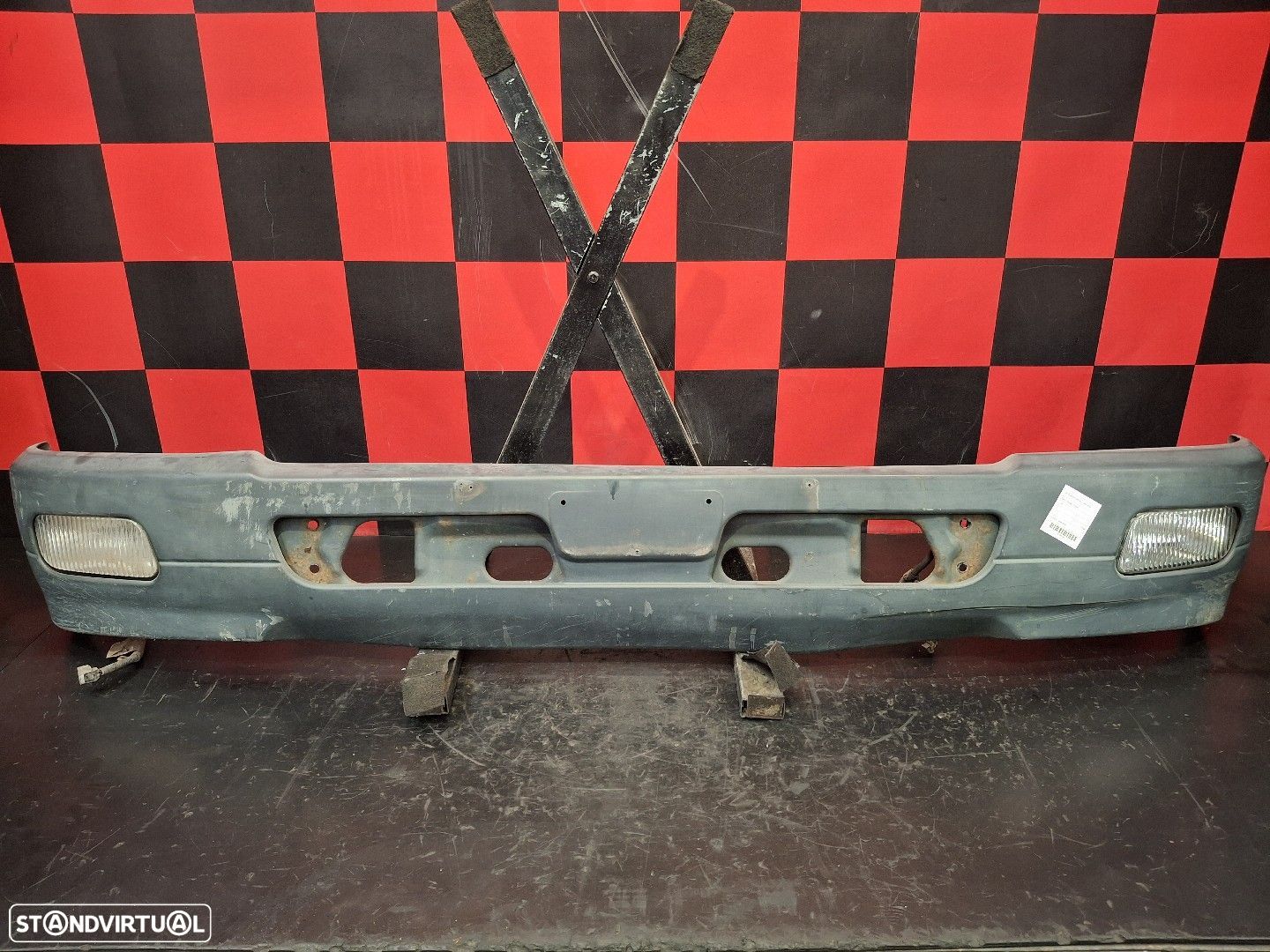 Para Choques Frente Mitsubishi Canter - 1