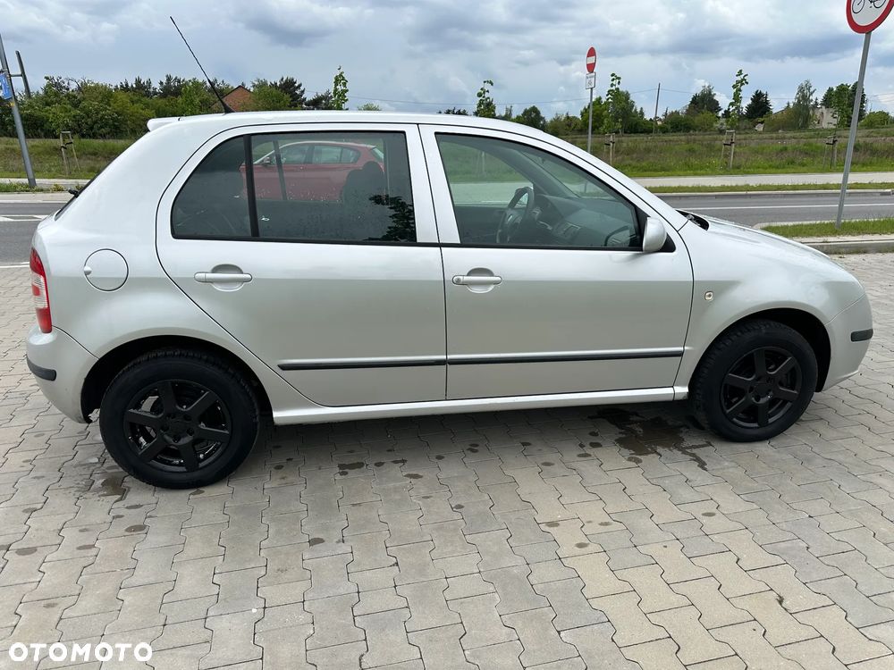 Skoda Fabia - 10