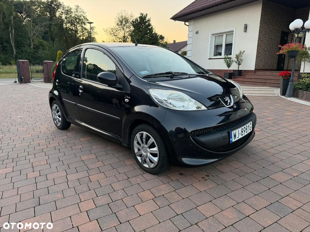 Peugeot 107 1.0 Trendy - 2