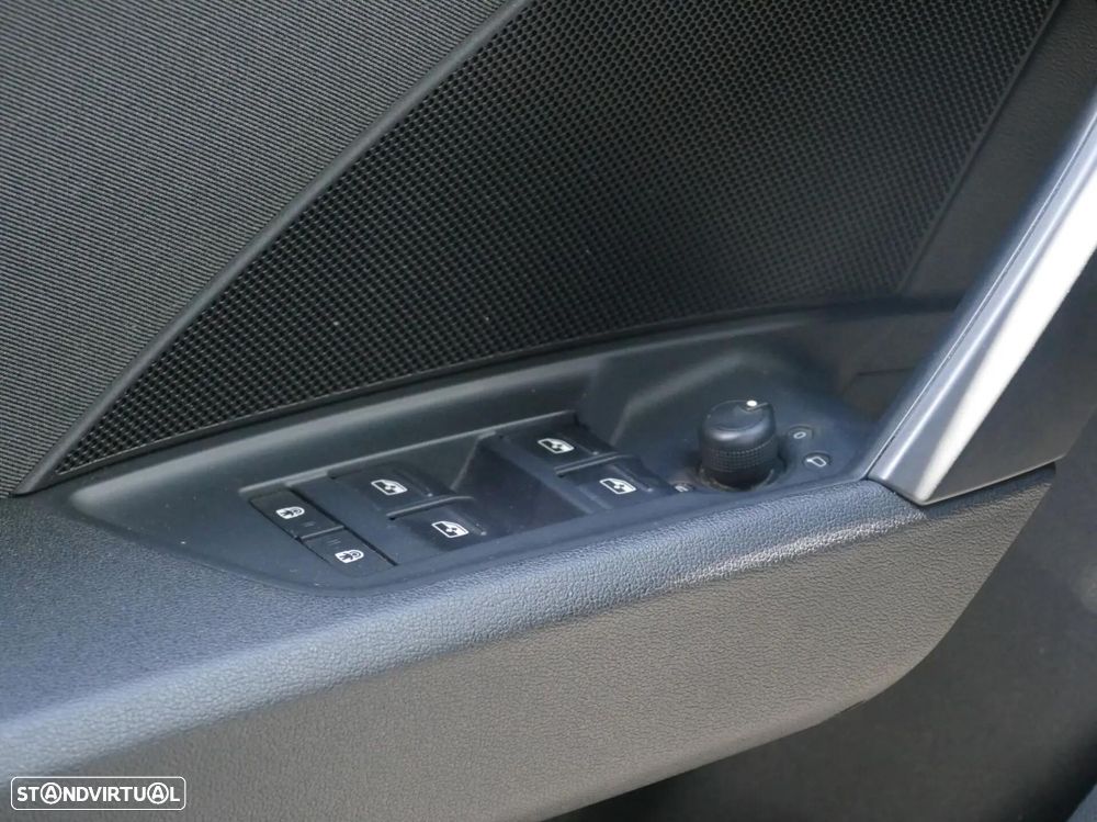 Audi A3 Limousine 30 TDI - 35