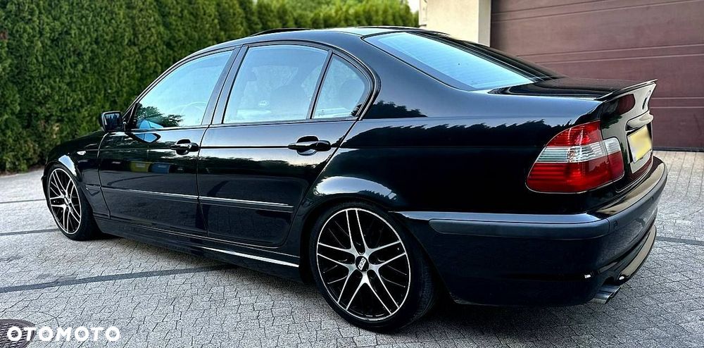 BMW Seria 3 325i Edition Sport - 35