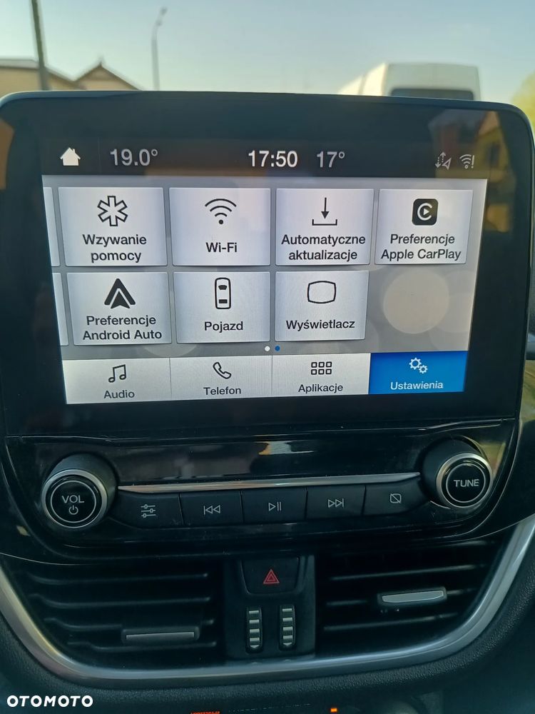 Ford Fiesta 1.0 EcoBoost Hybrid S&S TITANIUM X - 21