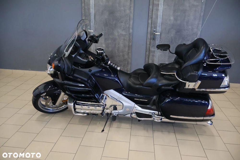 Honda GL - 6