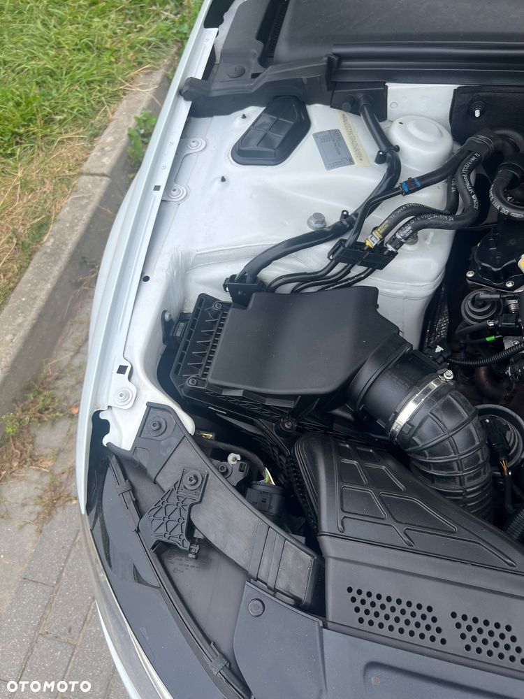 Audi A4 Avant 2.0 TDI DPF multitronic Attraction - 31