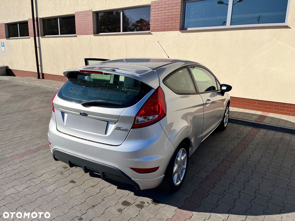 Ford Fiesta - 7