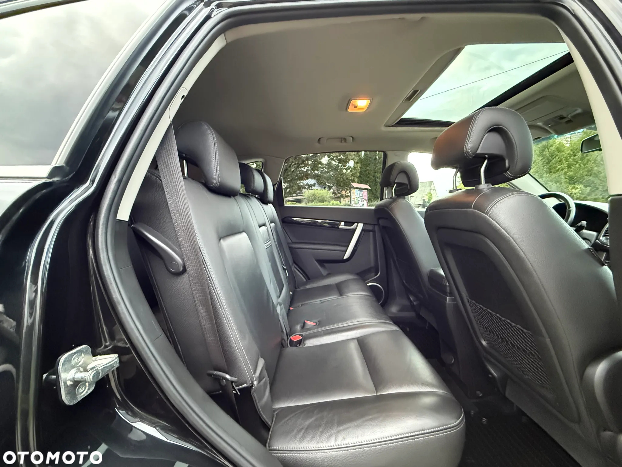 Chevrolet Captiva 2.4 LT+ - 29