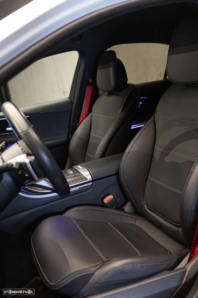 Mercedes-Benz C 300 e AMG Line - 17