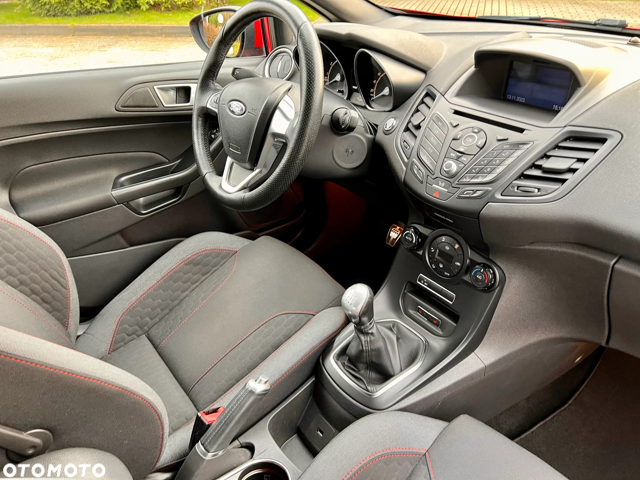 Ford Fiesta 1.0 EcoBoost S&S ST-LINE Red - 18