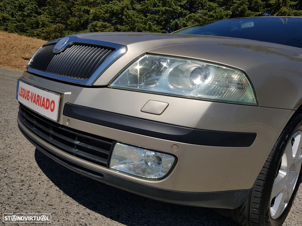 Skoda Octavia 1.6 Elegance - 6