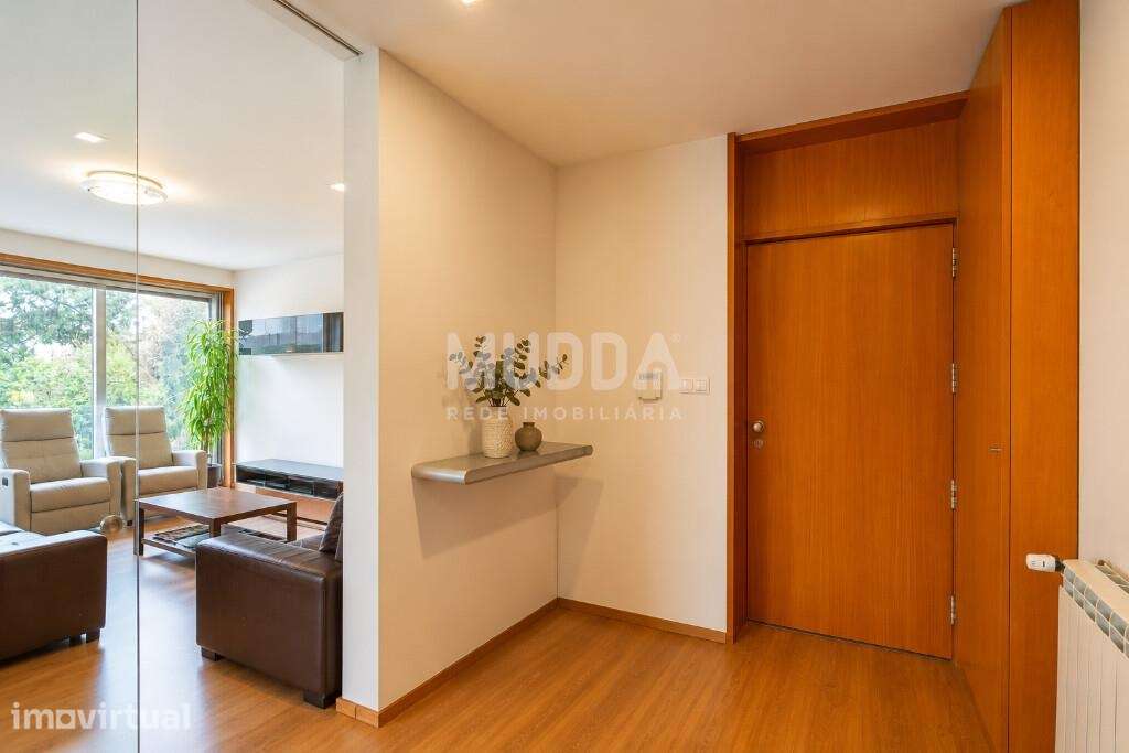 Luz, espaço e tranquilidade a poucos minutos da ria — Moradia T4 na To - Grande imagem: 5/42