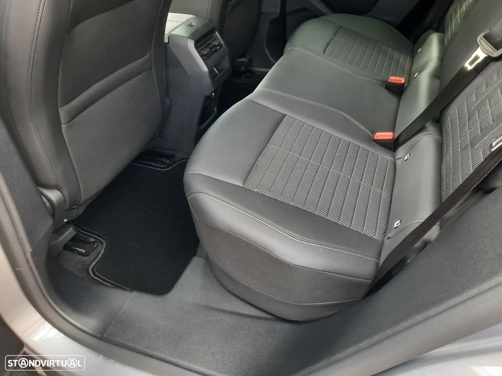 Peugeot 3008 Hybrid 145 e-DSC6 Allure - 38