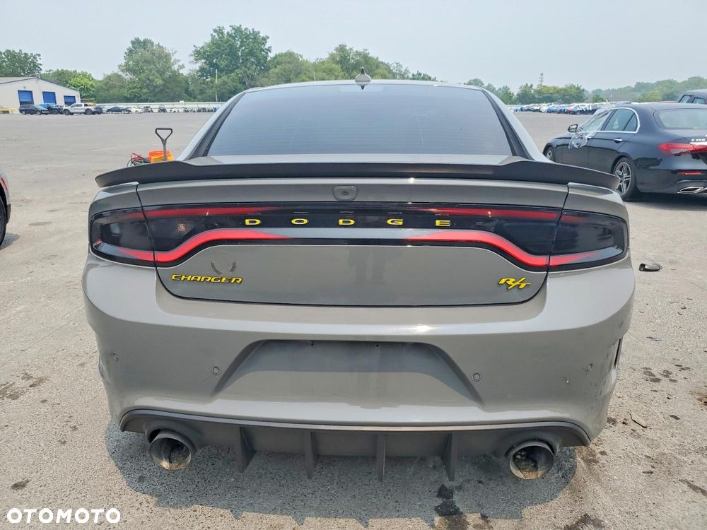 Dodge Charger 5.7 R/T - 6