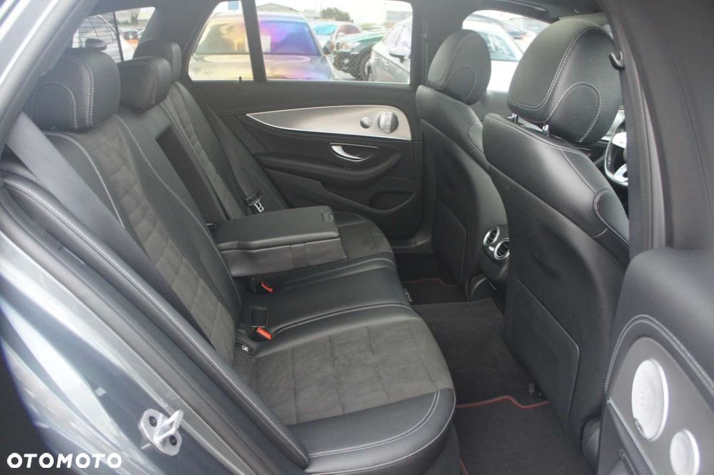 Mercedes-Benz Klasa E - 25