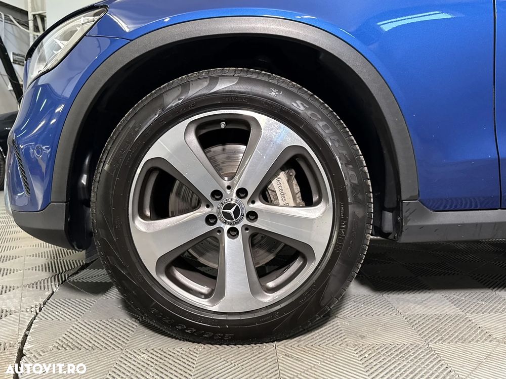 Mercedes-Benz GLC - 14