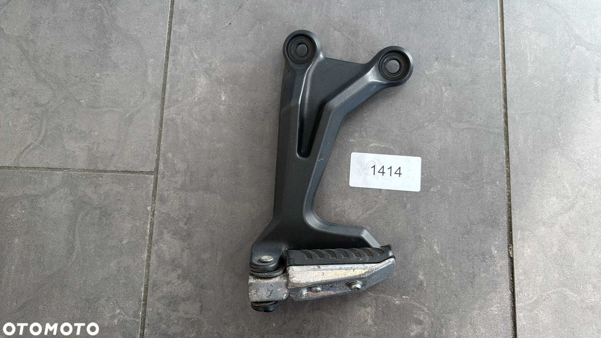 Podnóżek Set Pasażera Lewy Kawasaki Z650 Ninja 2017-20 [1414] - 1