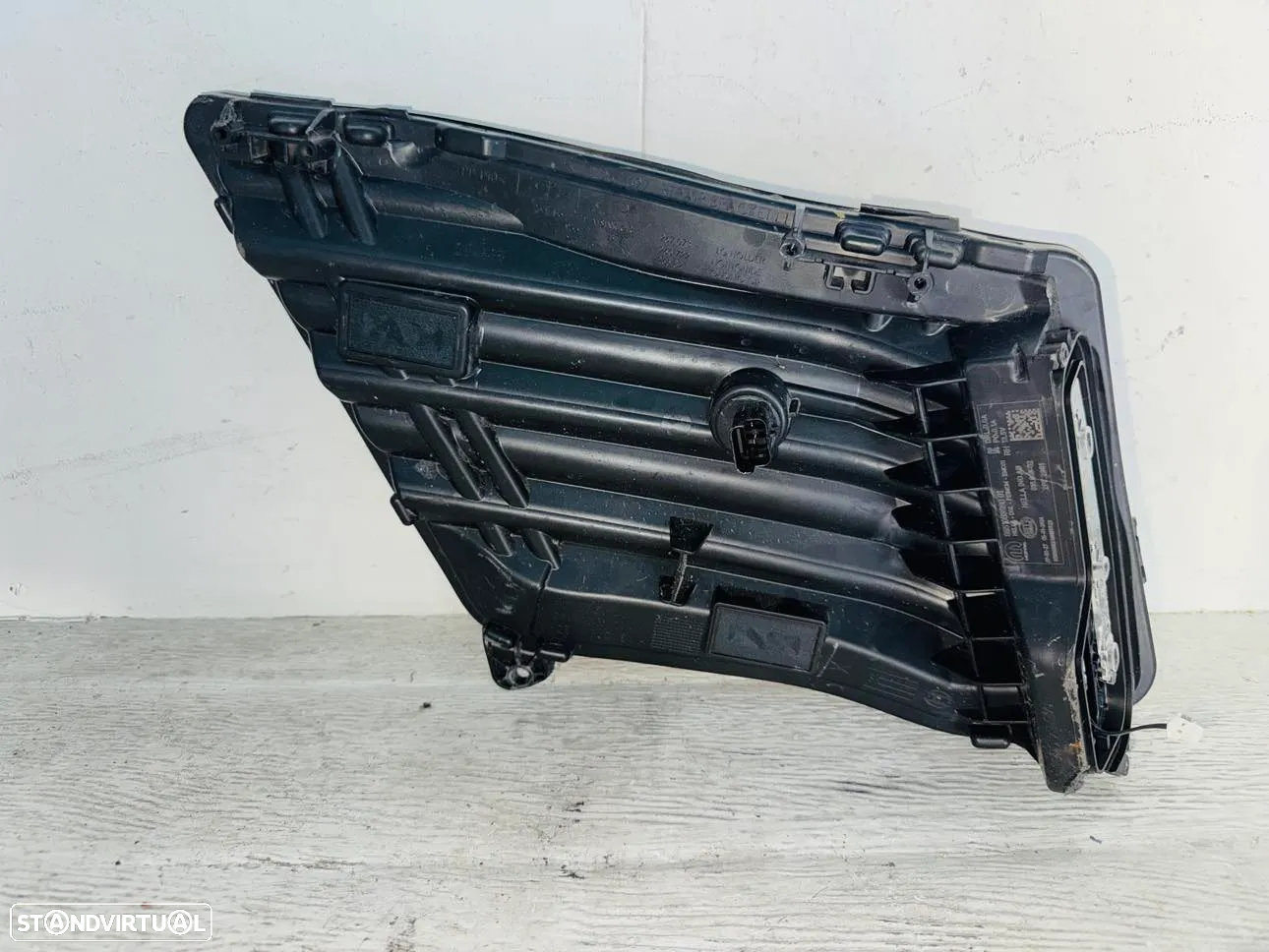 Farol Diurno Direito Peugeot 208 / Peugeot 2008 - 2019 / 2025 - 4