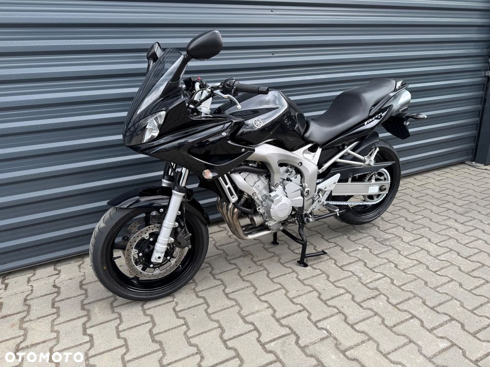 Yamaha FZ6 - 3
