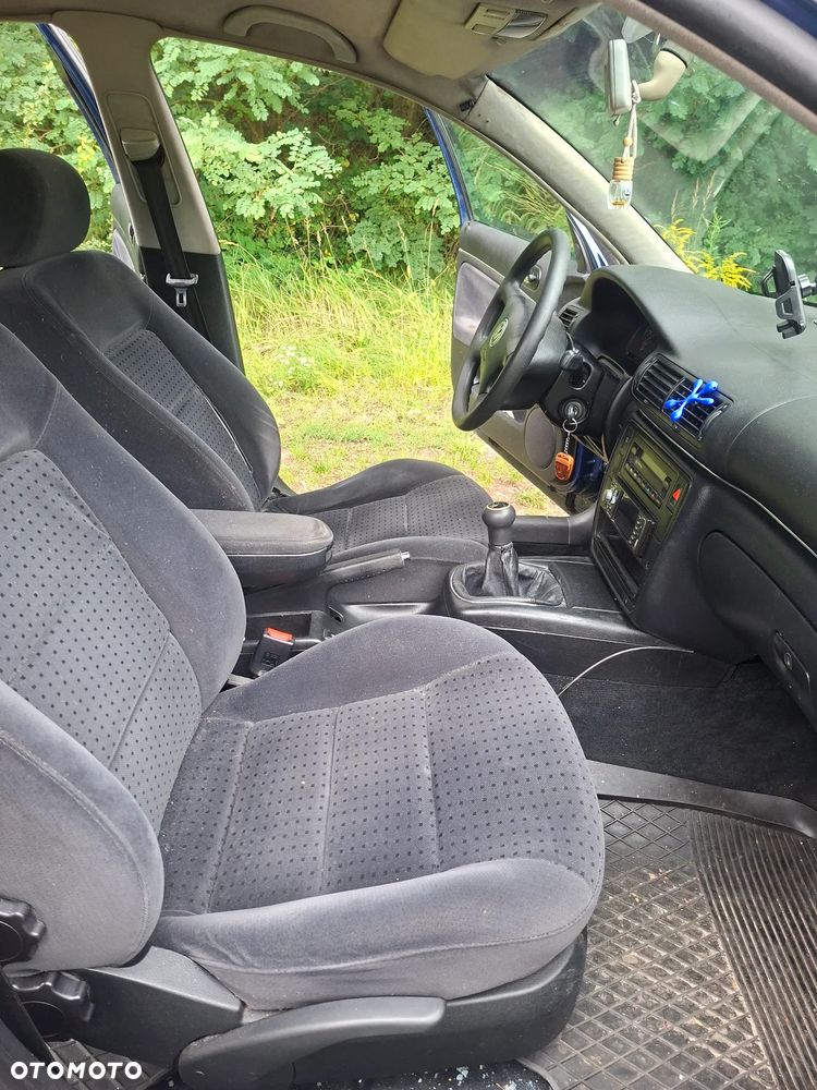 Volkswagen Passat 1.9 TDI - 22