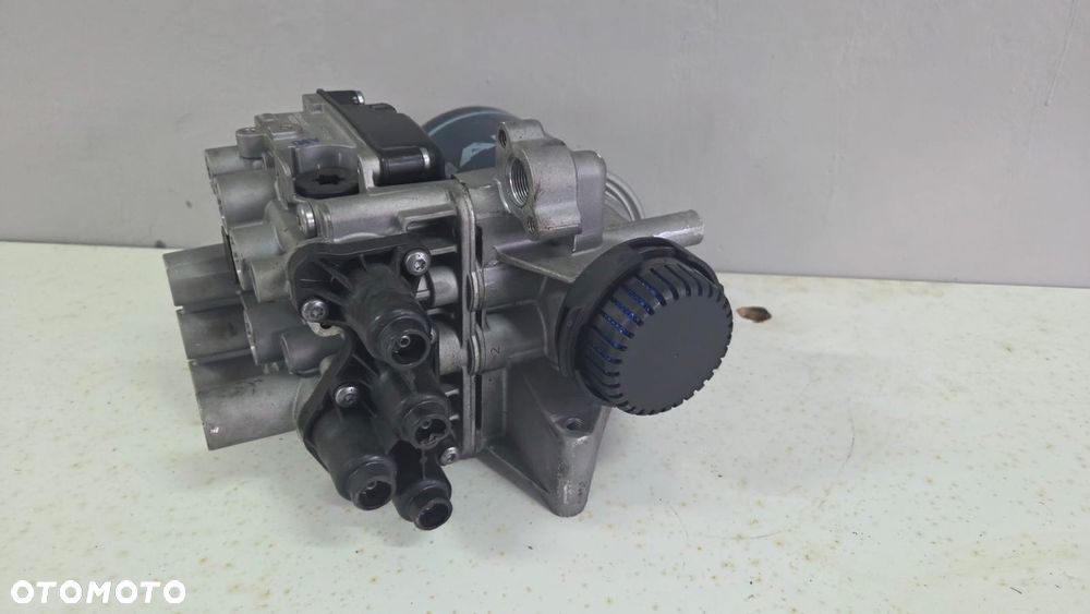 Osuszacz powietrza zawór Wabco MAN 81521086038 - 3