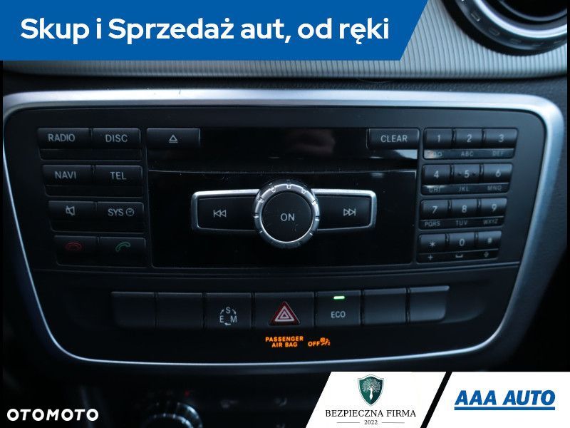 Mercedes-Benz GLA - 15