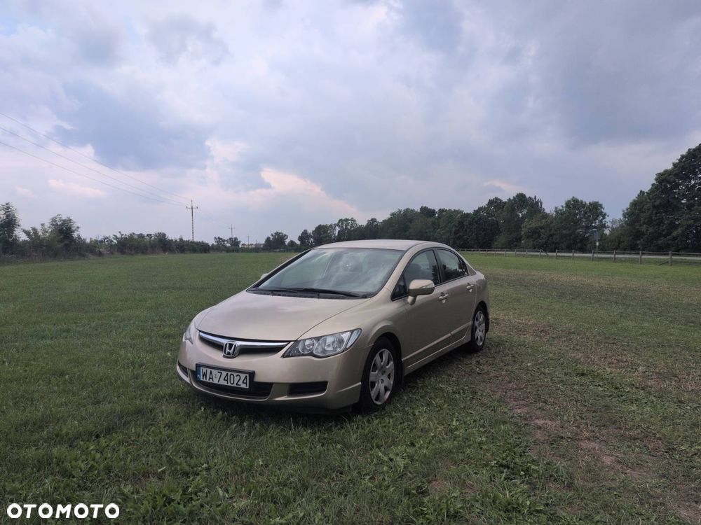 Honda Civic 1.8 Executive - 1
